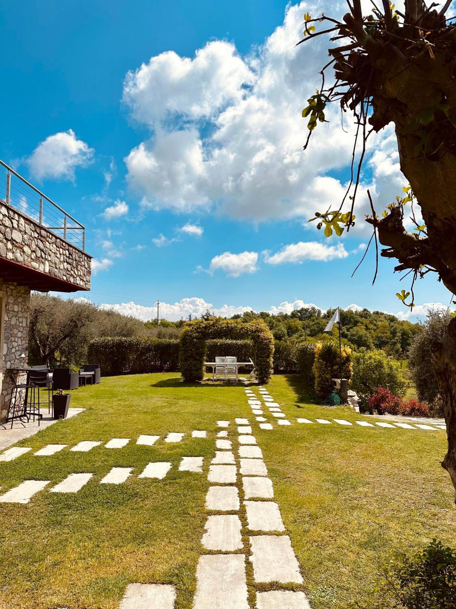 Holiday Home Sovenigo Puegnago sul Garda Exterior foto